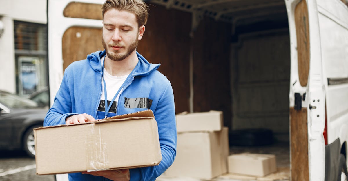 Environmental Impact of Packaging in Last Mile Delivery